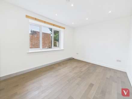 Finsbury Road, Luton, Image 7
