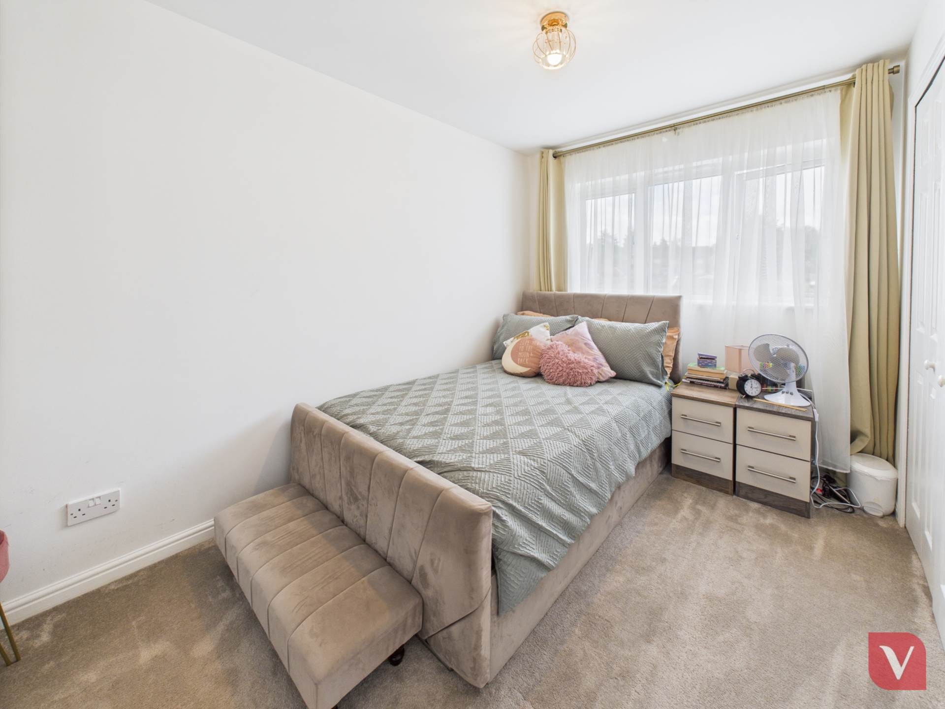 Villiers Close, Luton, Image 21