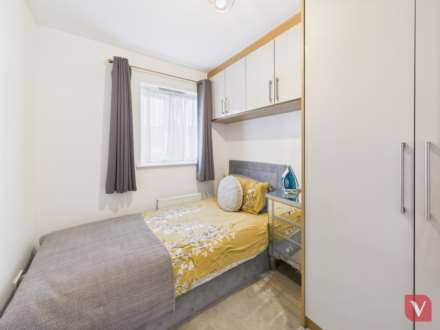 Villiers Close, Luton, Image 23