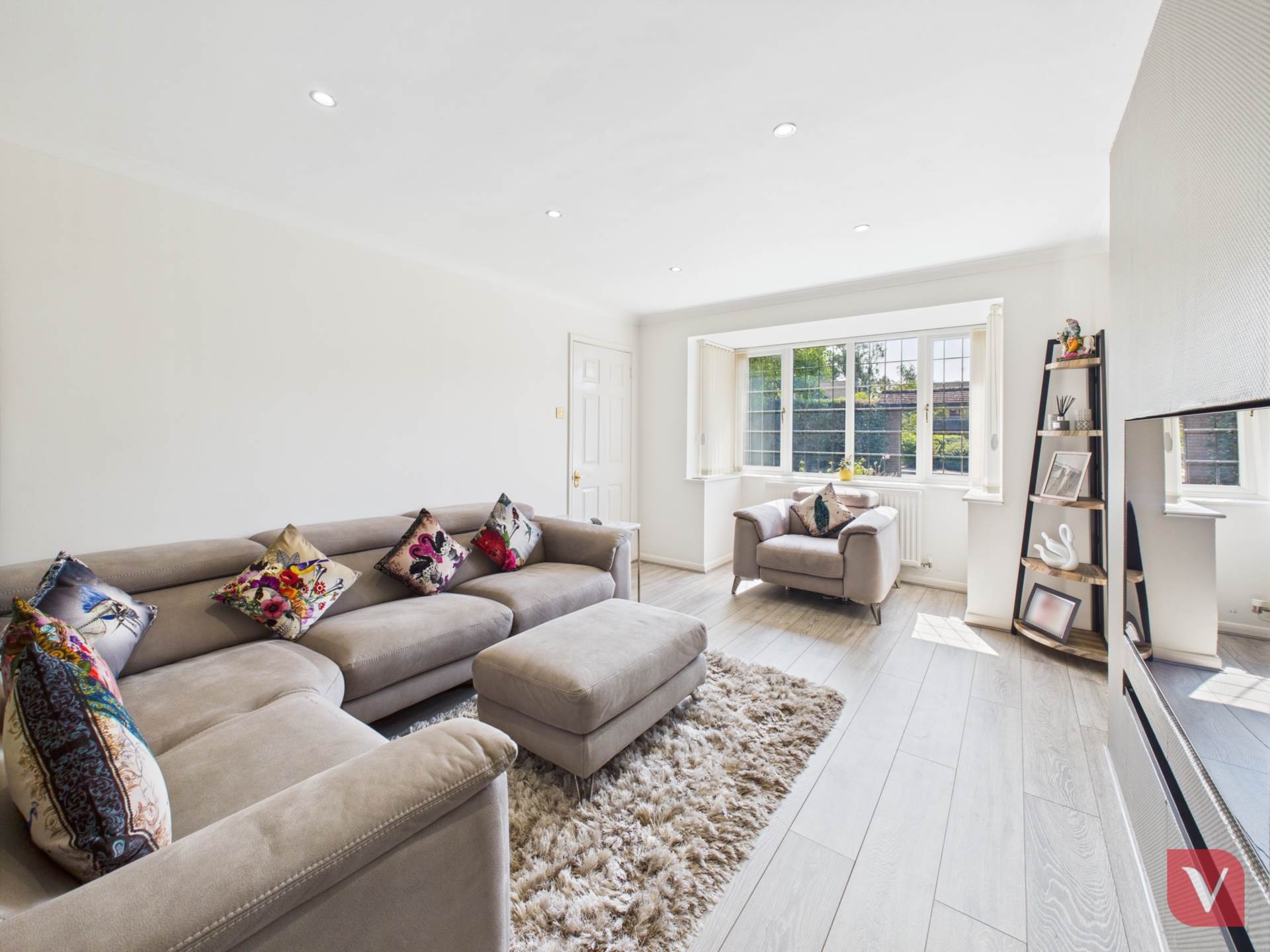 Kirby Drive, Luton, Image 21
