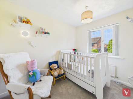 Kirby Drive, Luton, Image 10