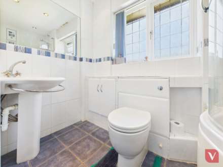 Kirby Drive, Luton, Image 11