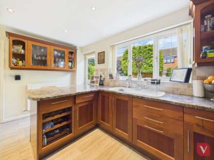 Kirby Drive, Luton, Image 6