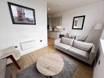Laporte Way, Luton, Image 5