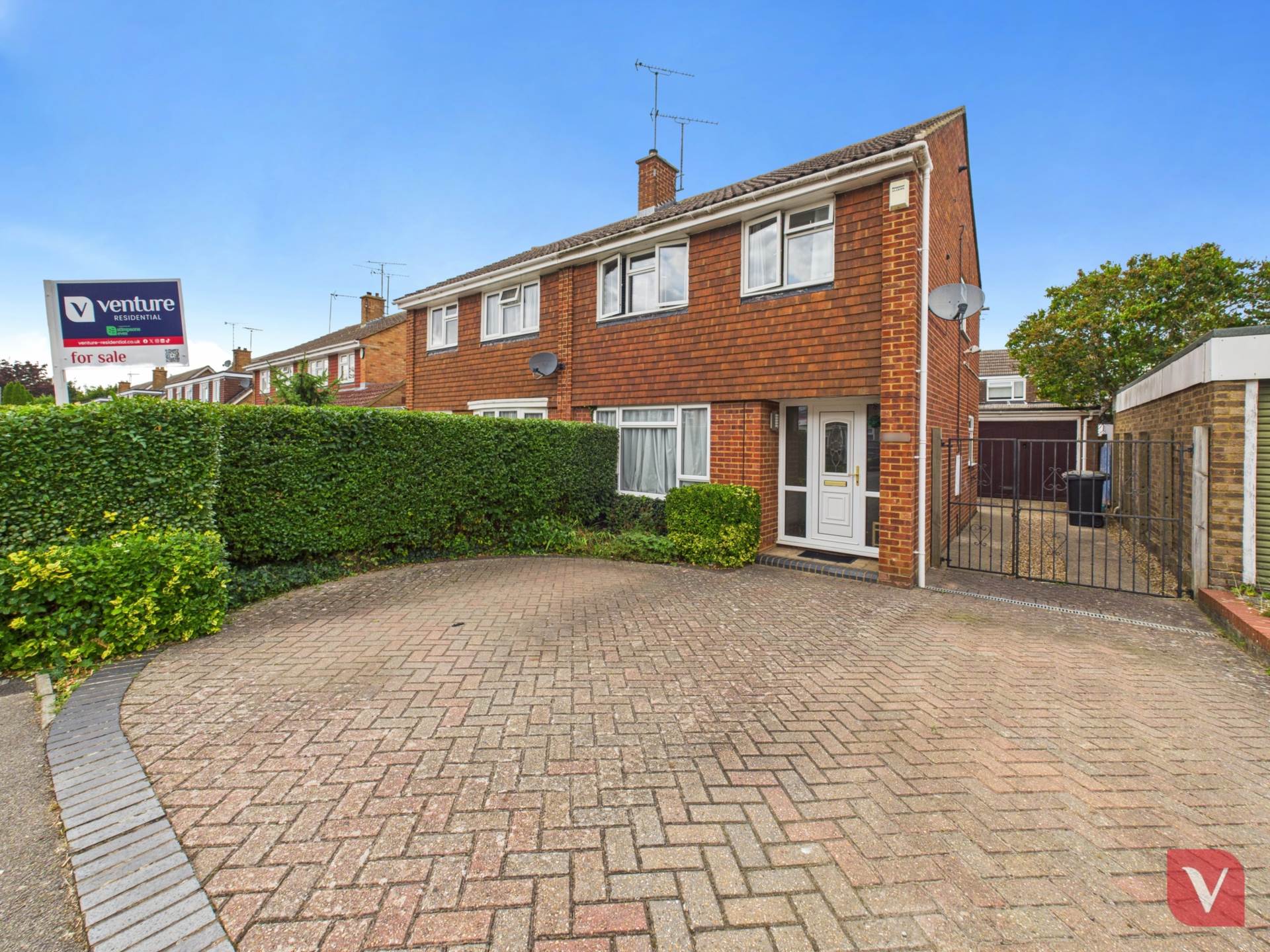 Turnpike Drive, Luton, Image 2