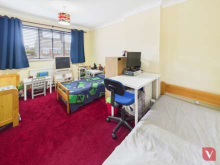 Turnpike Drive, Luton, Image 21