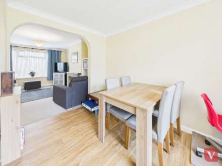 Turnpike Drive, Luton, Image 4