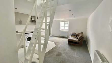 Property For Rent High Street, Rushden