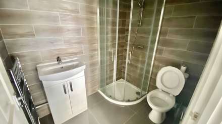 High Street, Rushden, Image 4