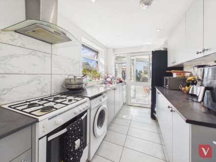 Turnpike Drive, Luton, Image 4