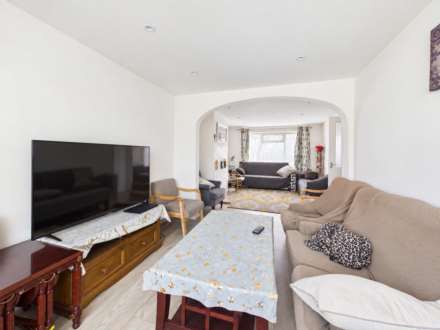 Turnpike Drive, Luton, Image 7