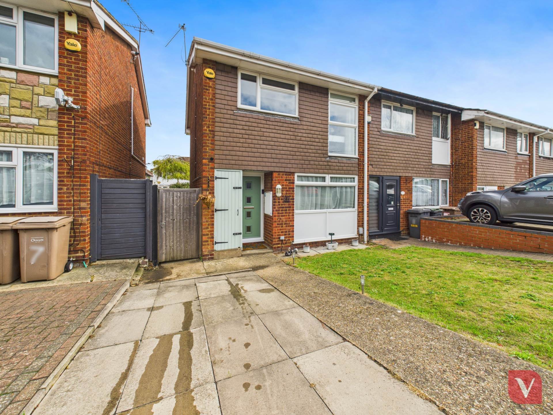 Rosedale Close, Luton, Image 1