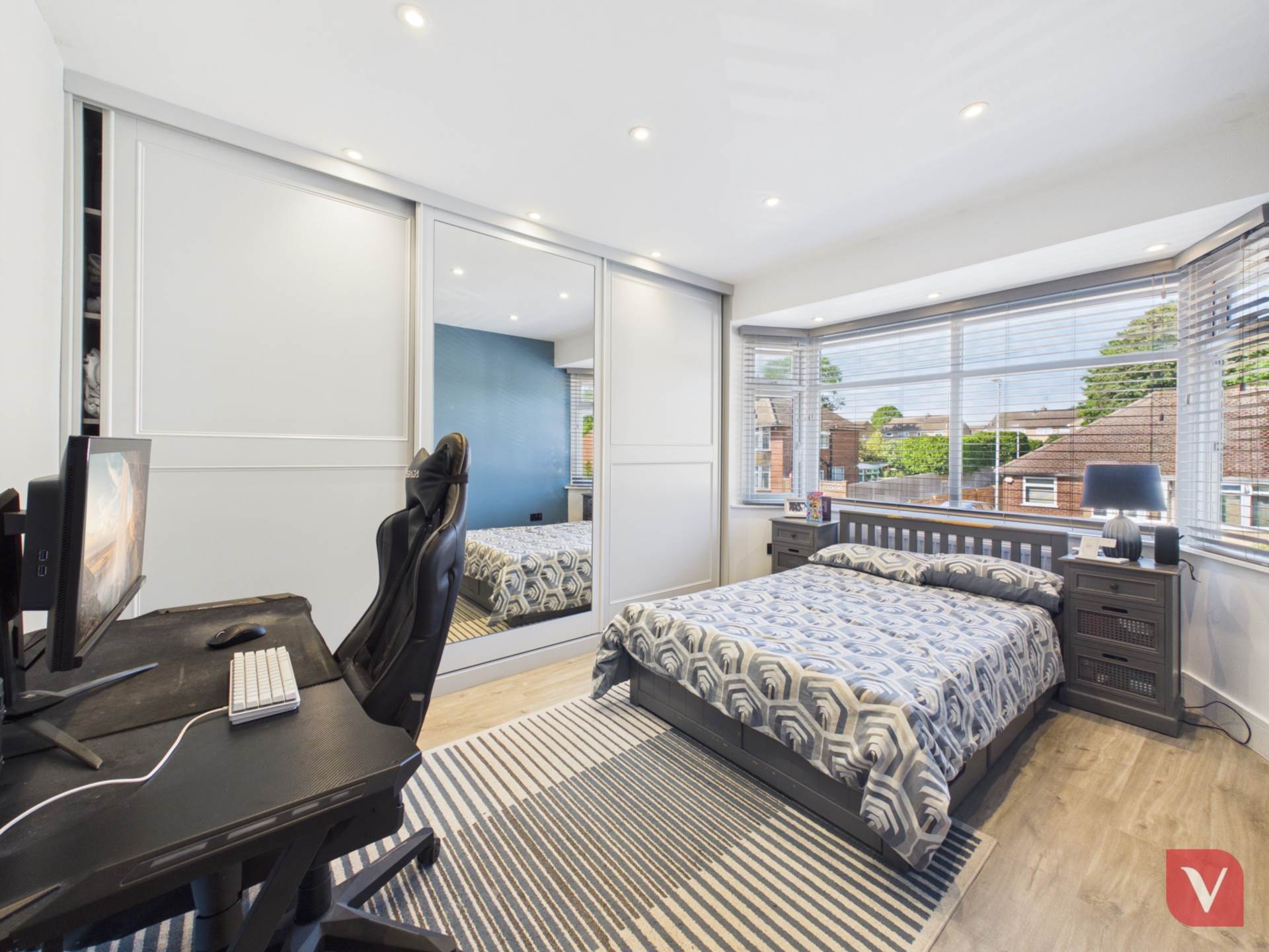 Sundown Avenue, Dunstable, Image 10