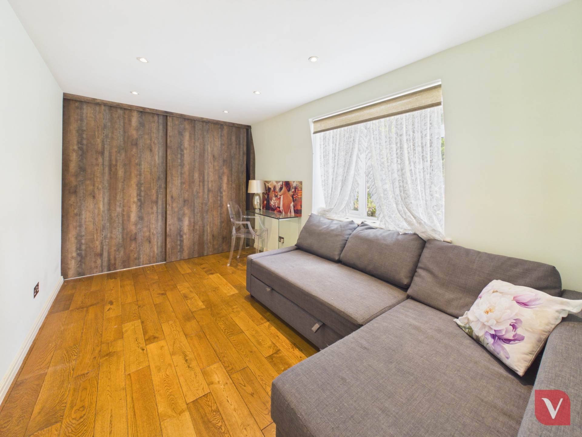 Hurst Way, Luton, Image 20