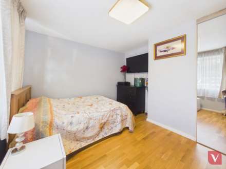 Hurst Way, Luton, Image 17