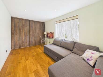 Hurst Way, Luton, Image 20