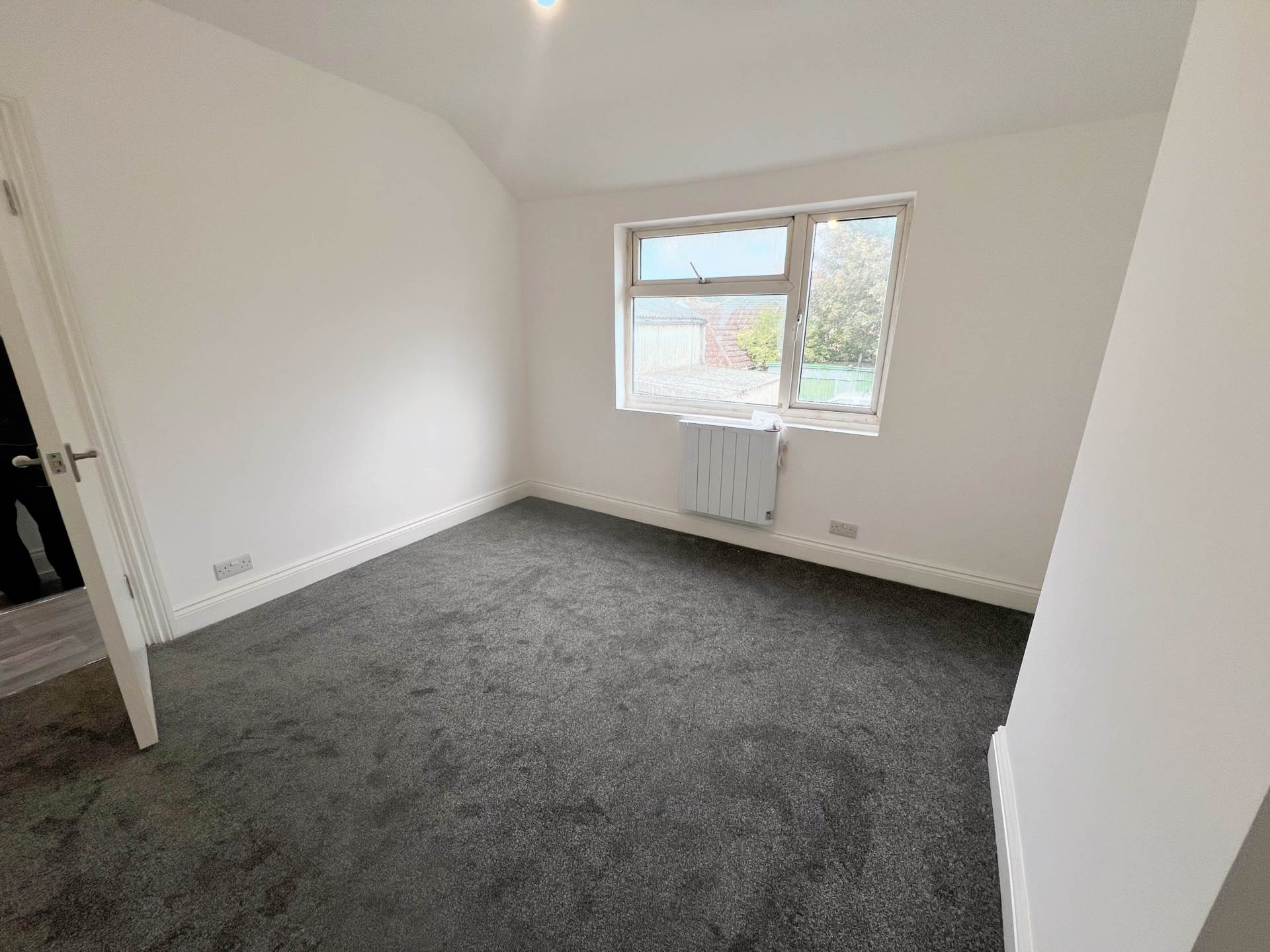 Toddington Road, Luton, Image 4