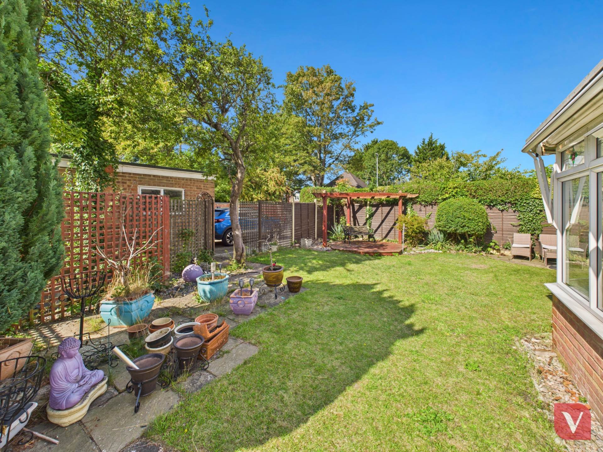 Marsh Road, Luton, Image 21