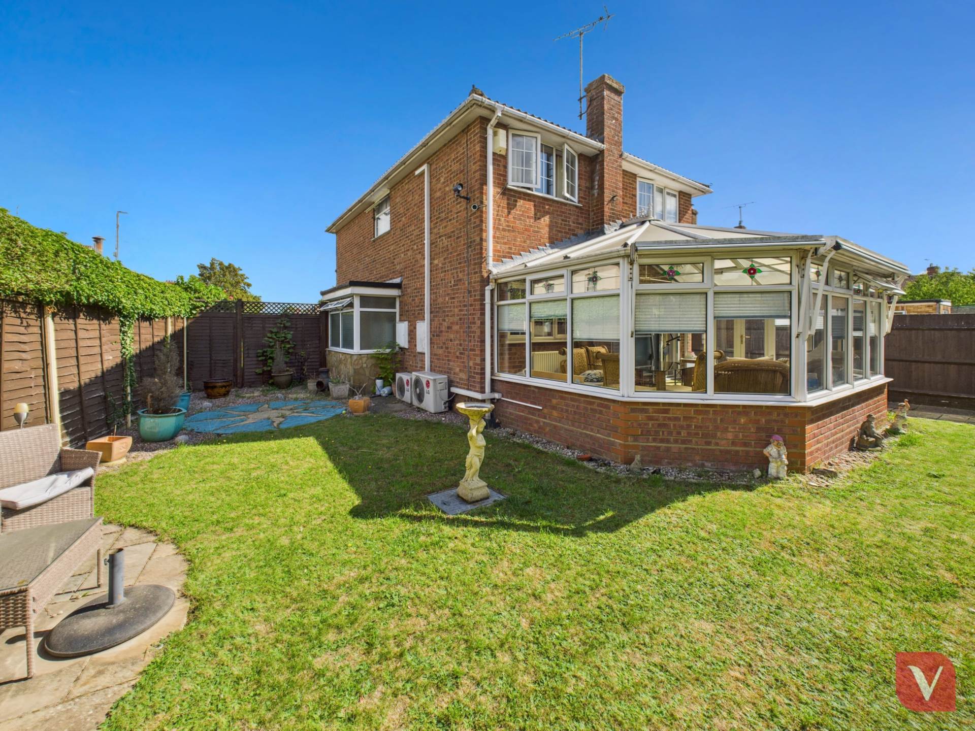 Marsh Road, Luton, Image 26