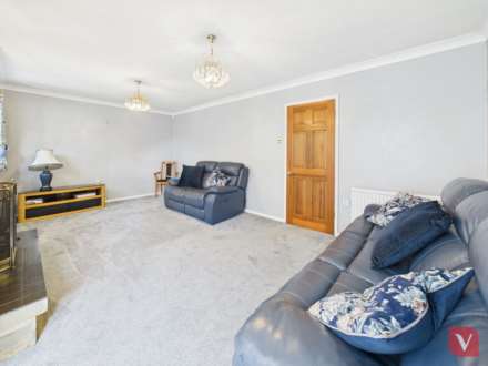 Marsh Road, Luton, Image 12