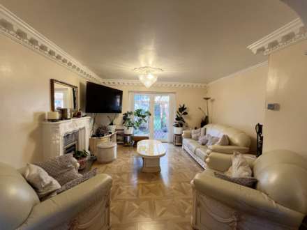 Derby Road, Luton, Image 6