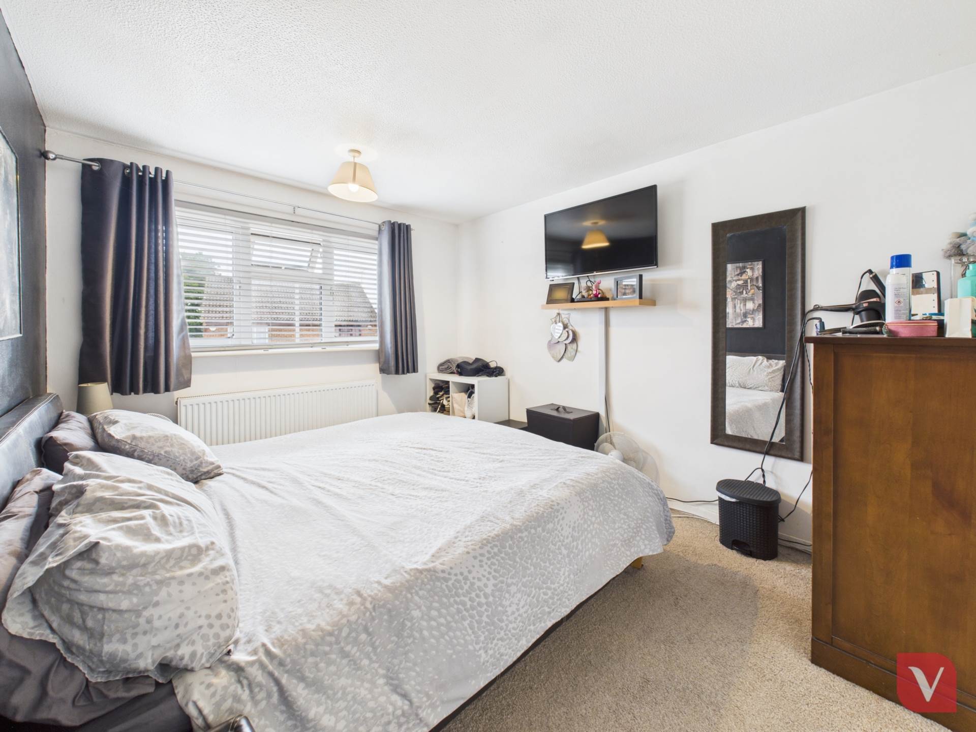Large plot on Enderby Road, Luton, Image 13