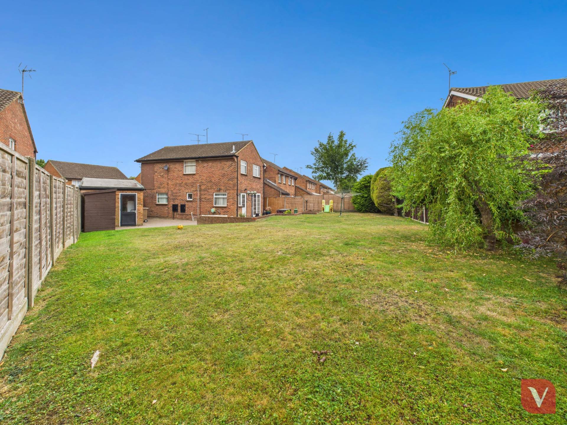 Large plot on Enderby Road, Luton, Image 2