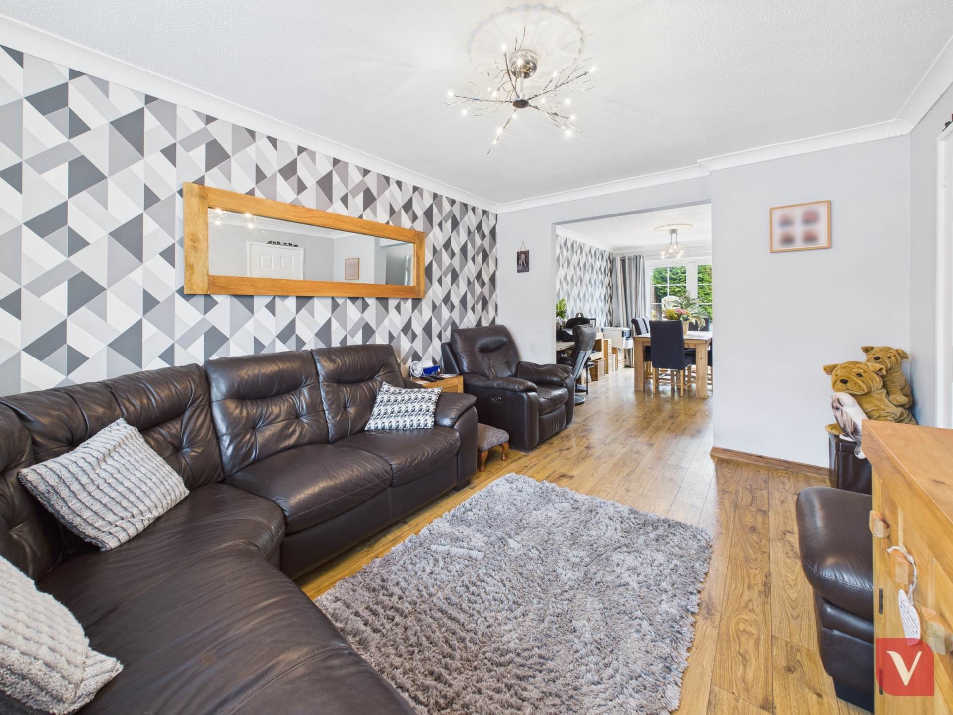 Large plot on Enderby Road, Luton, Image 5