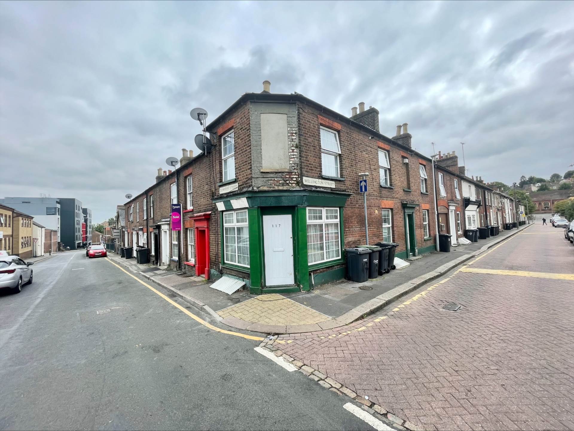 Wellington Street, Luton, Image 1