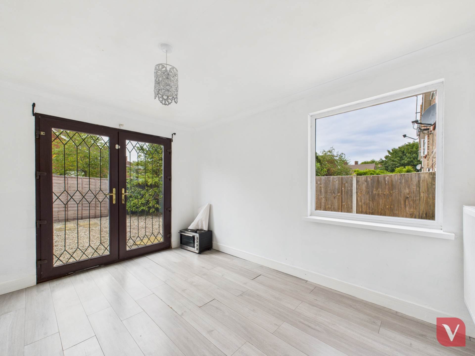 Queens Drive, Bedford, Image 8