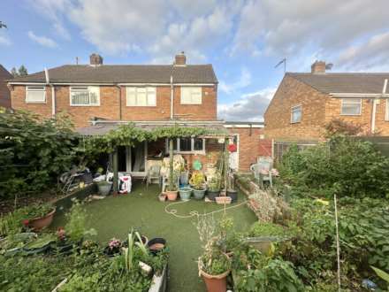 Midhurst Gardens, Luton, Image 12