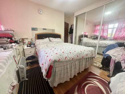 Midhurst Gardens, Luton, Image 8