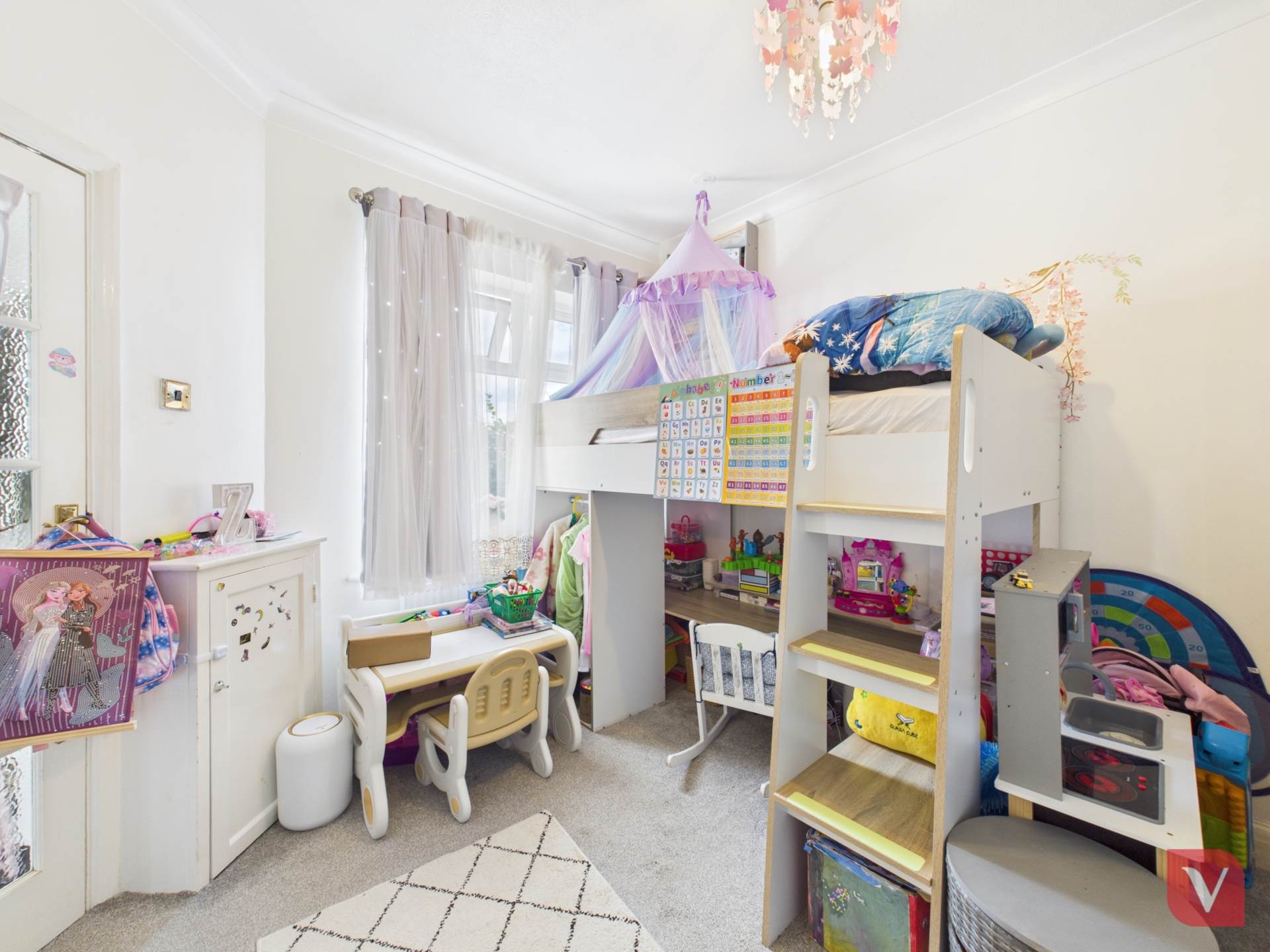 Exton Avenue, Luton, Image 6