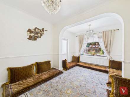 Exton Avenue, Luton, Image 3