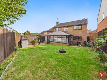 Launton Close, Luton, Image 7