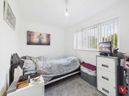 Launton Close, Luton, Image 9