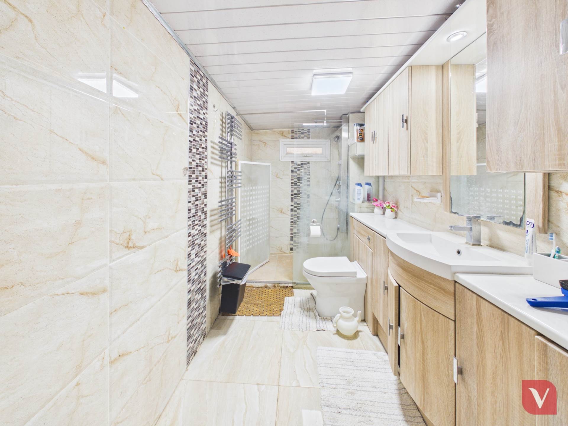 Vincent Road, Luton, Image 12