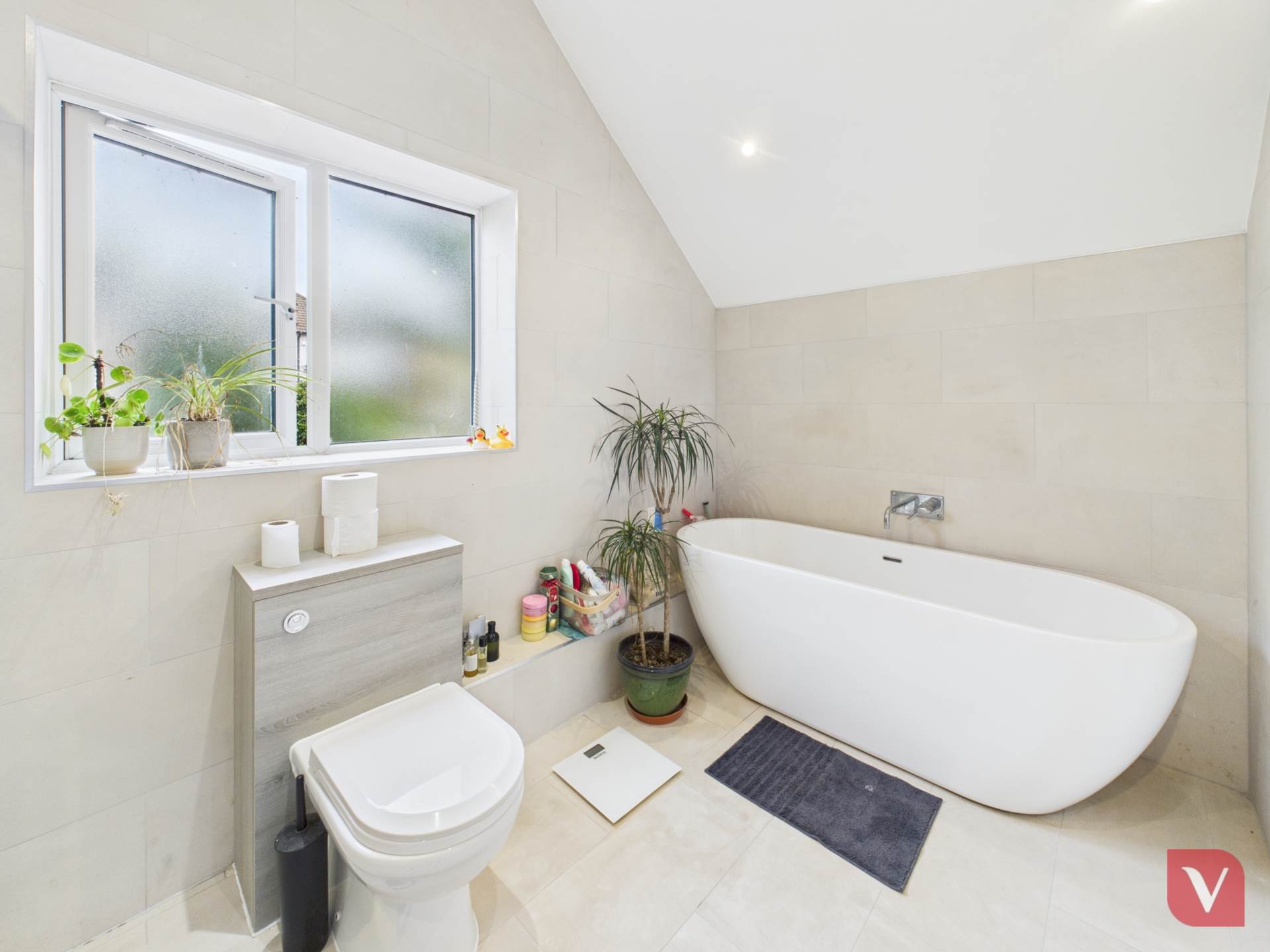 Clarendon Road, Luton, Image 11