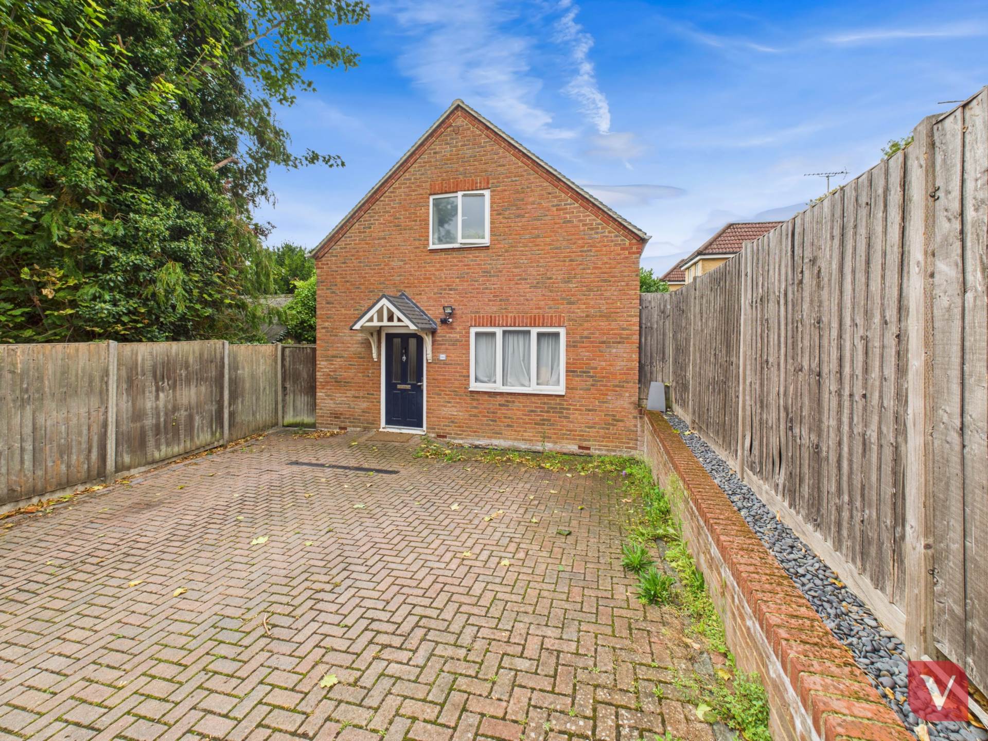 Clarendon Road, Luton, Image 17