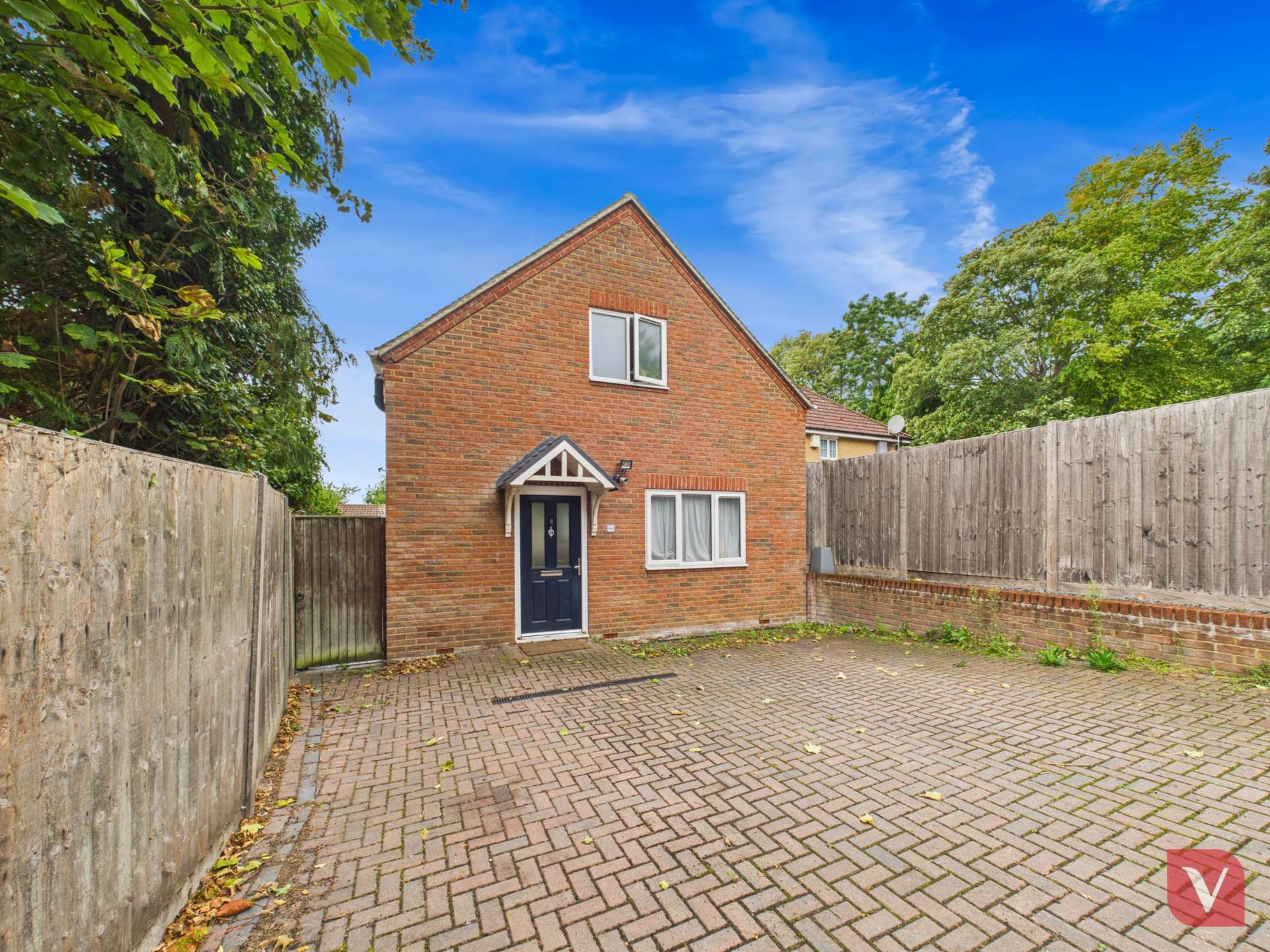 Clarendon Road, Luton, Image 18