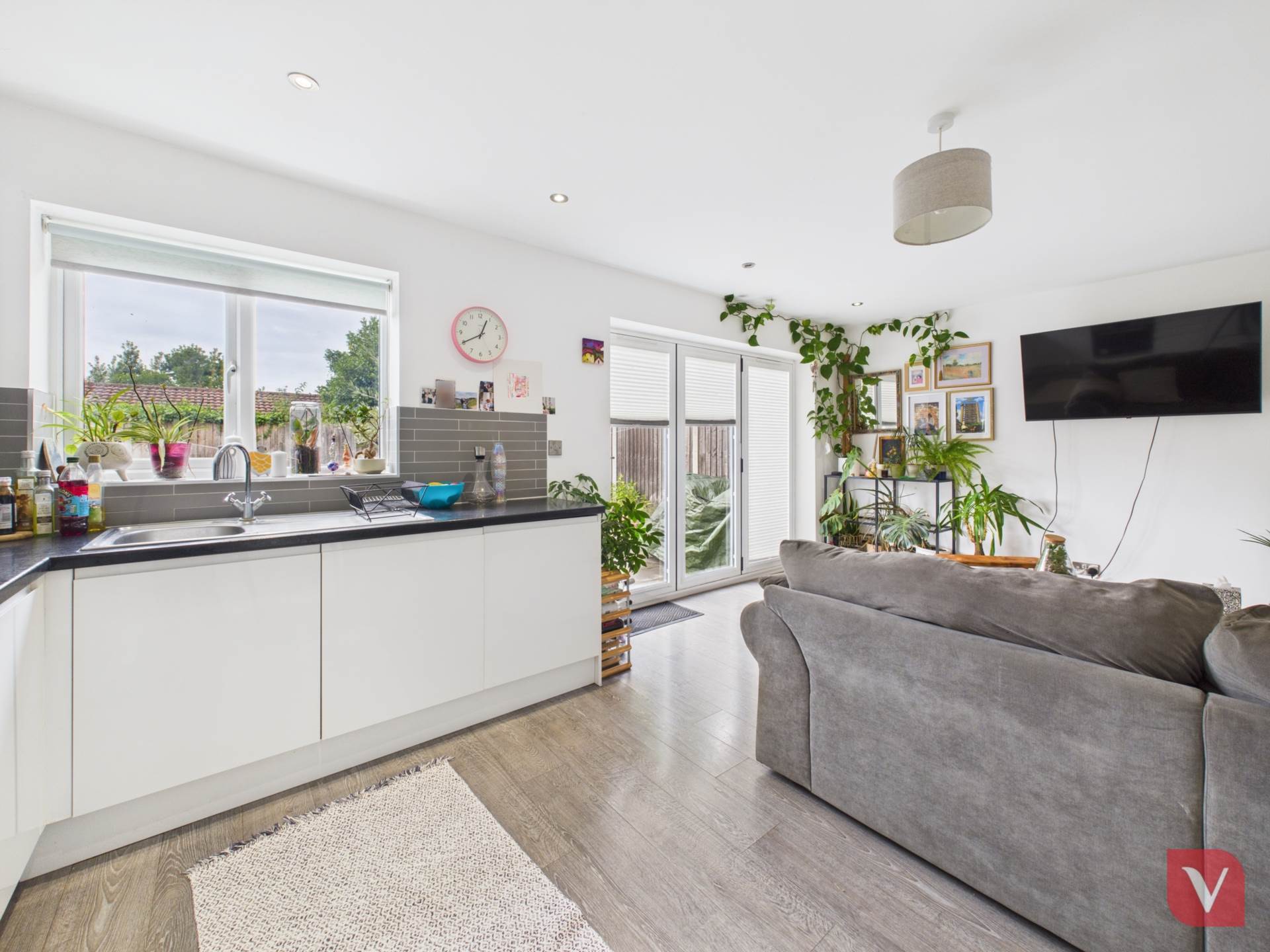 Clarendon Road, Luton, Image 2