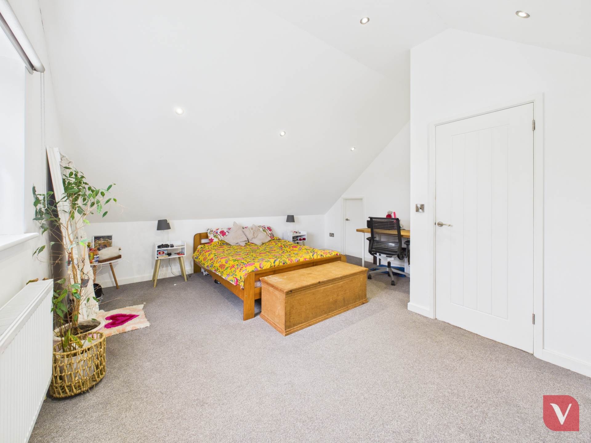 Clarendon Road, Luton, Image 6