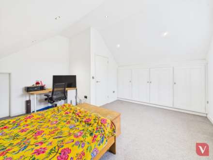 Clarendon Road, Luton, Image 13