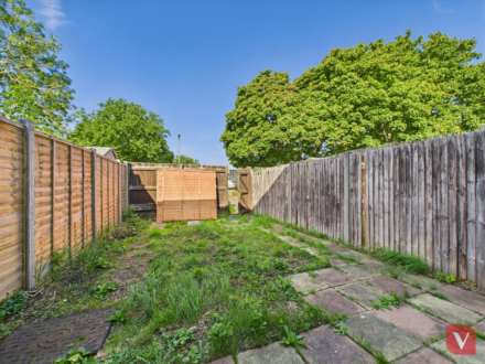 Buttermere Close, Bletchley, Image 14