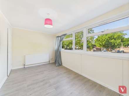 Buttermere Close, Bletchley, Image 9