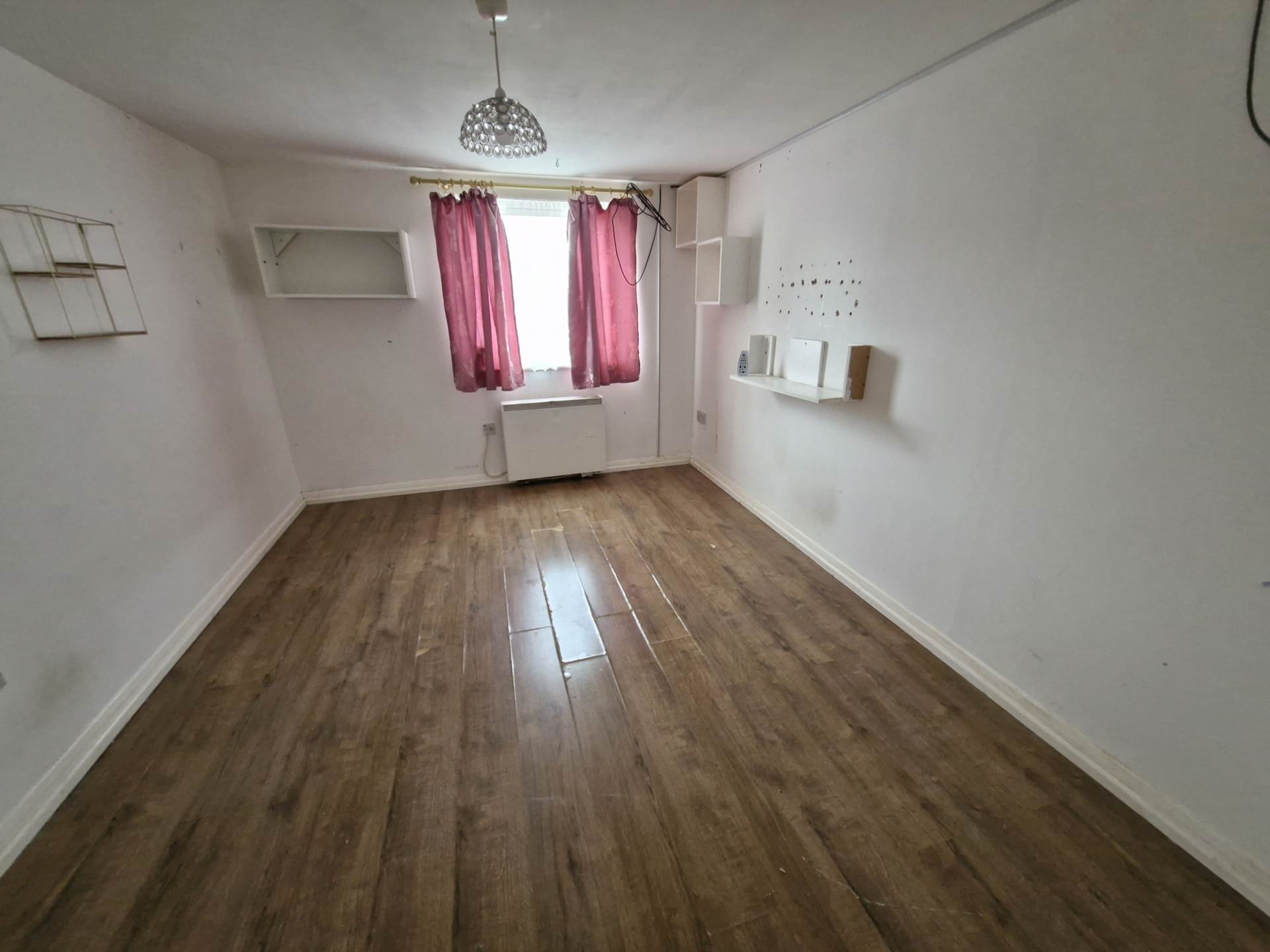 Milliners Court, Luton, Image 7