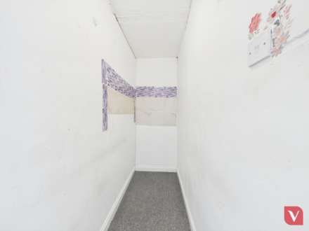 Daniels Welch, Coffee Hall, Image 15