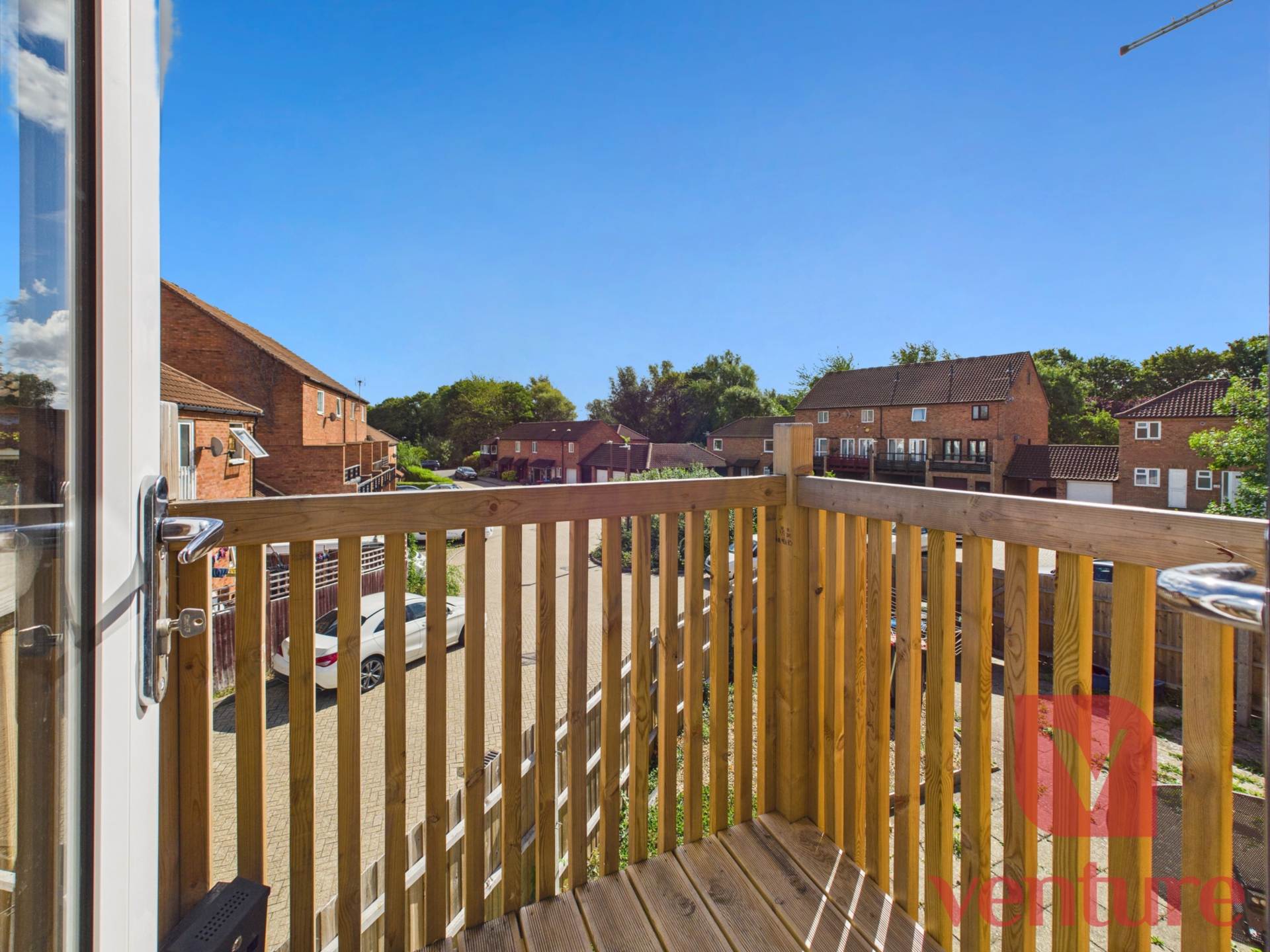 Brownbaker Court, Milton Keynes, Image 10