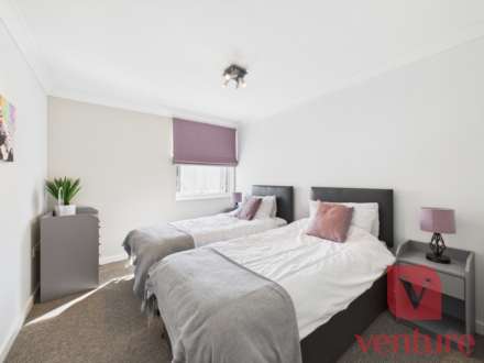 Brownbaker Court, Milton Keynes, Image 8