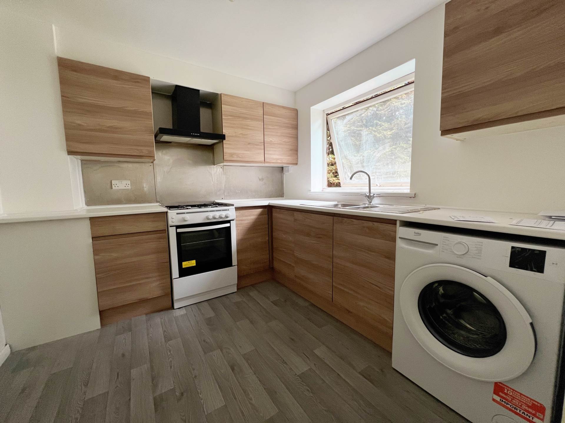 Woburn Court, Luton, Image 2